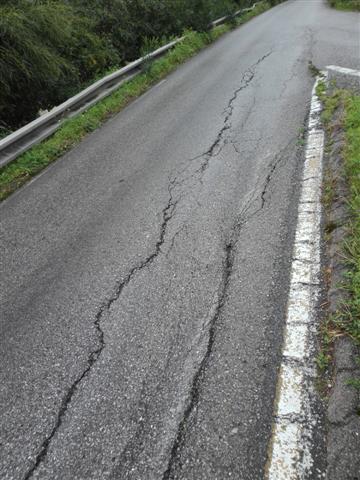 Strada collegamento con tangenziale direzione Messina 002