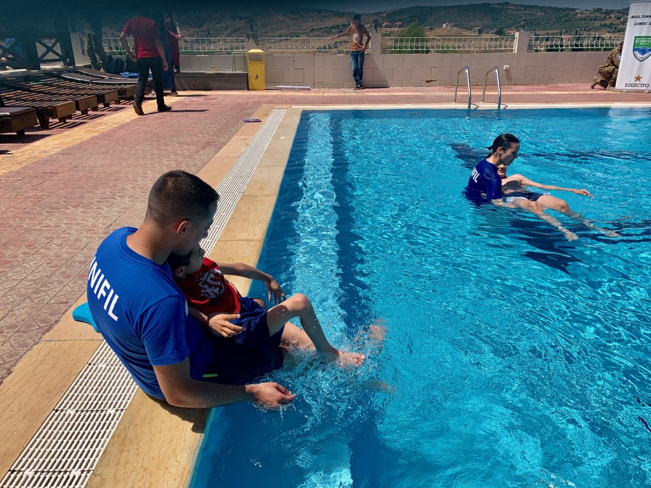 UNIFIL Corso di Nuoto per bambini diversamente abili a Rumaysh 5