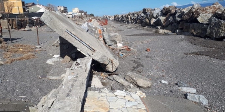 Erosione costiera: Messina, ok al progetto e lavori per Galati marina