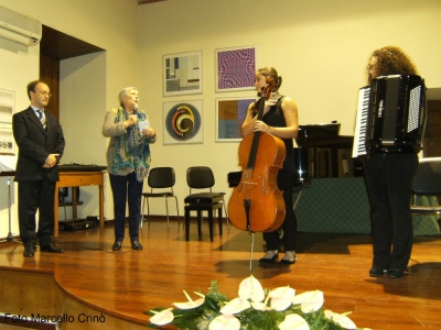 Barcellona Pozzo di Gotto: entusiasmante concerto con Lucia Rizza e Lia Ceravolo.