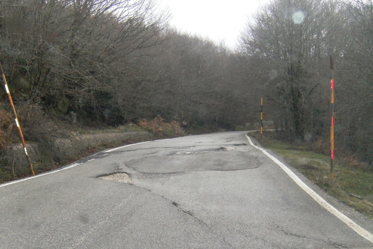 Docenti e personale ATA segnalano le criticità della strada provinciale 168 di collegamento Caronia-Capizzi