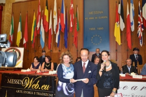 L’Associazione Culturale MessinaWeb.eu è lieta di comunicare il vincitore del Quinto Premio - nella sezione riservata alla Poesia in Italiano - “ Ottava Edizione del Premio Internazionale Arteincentro 2014” .