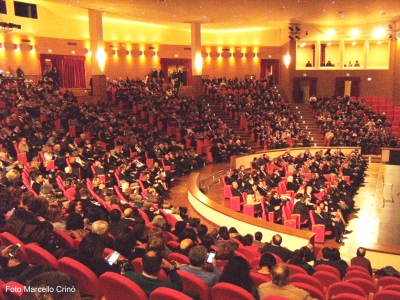 Dalla Liguria alla Sicilia le canzoni di De Andrè al Teatro Mandanici di Barcellona