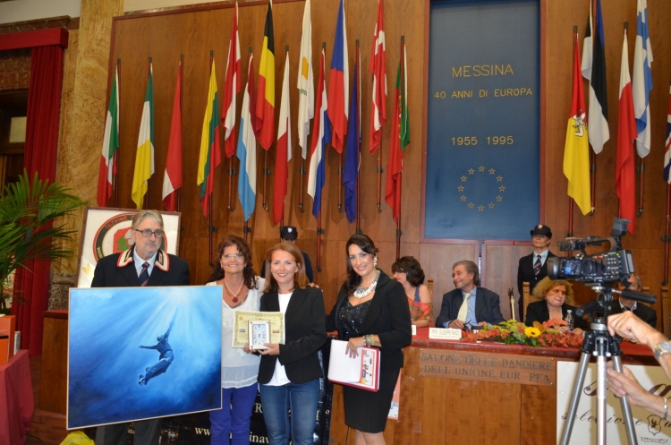 L’Associazione Culturale MessinaWeb.eu è lieta di comunicare li vincitore del Secondo Premio -nella sezione riservata alla Pittura.- dell’Ottava Edizione del Premio Internazionale “Arteincentro 2014”.
