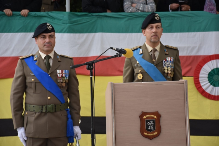 Messina, 14 dicembre 2018. Si è svolta questa mattina alla caserma &quot;Ainis&quot;  di Messina, la cerimonia del cambio del comandante del Gruppo Obici del 24° reggimento artiglieria &quot;Peloritani&quot;.