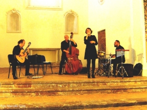 Barcellona Pozzo di Gotto: musiche brasiliane, napoletane, latine, pop e jazz con Alessia Martegiani e il trio di Maurizio di Fulvio