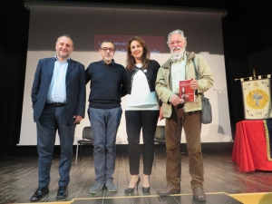 IL SET DELLE MERAVIGLIE Il nuovo libro di Luciano Mirone a Barcellona Pozzo di Gotto