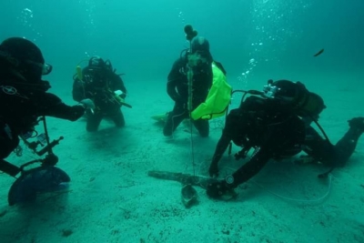 Dalla pag. FB del neo assessore regionale Samona’: Il mare custode dei nostri tesori. Recuperata nei fondali di San Vito Lo Capo un&#039;ancora di epoca ellenistico-romana