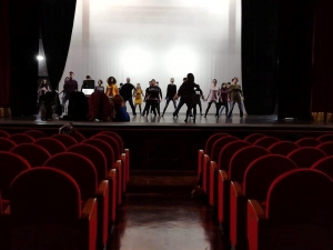 Barcellona Pozzo di Gotto: al Teatro Mandanici la coreografa Alice Rella per “D’Artagnan e i tre moschettieri”