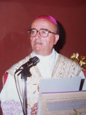 S.E. MONS. IGNAZIO CANNAVÒ